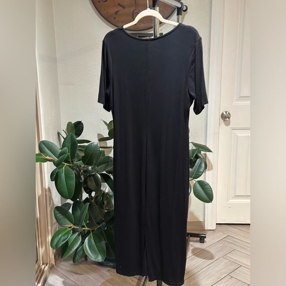 Women’s dress